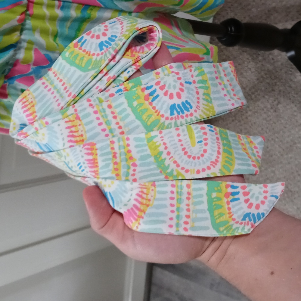 🆕 🌴HTF Lilly Pulitzer🌴 - Madilyn Romper - Picture 9 of 16